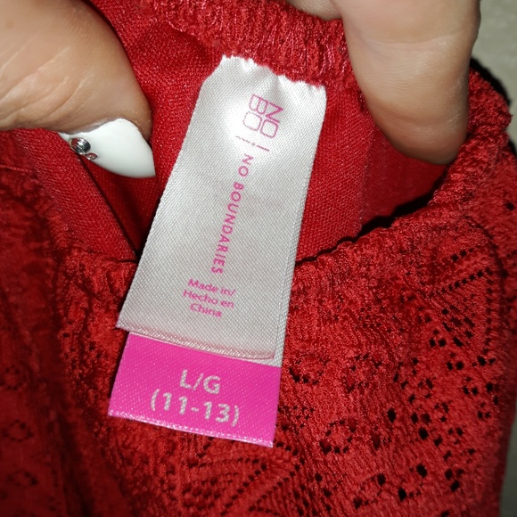 Red dress - Picture 2 of 3